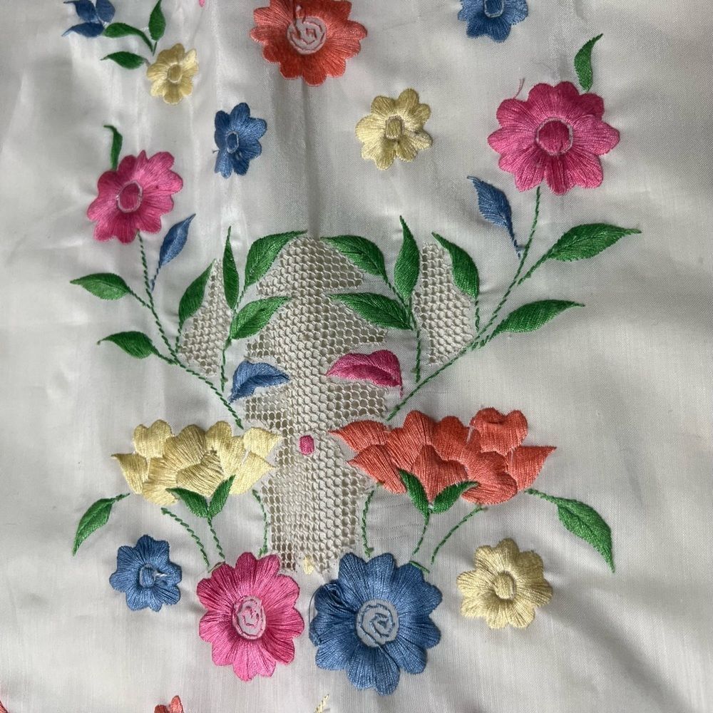 Vintage 60s Maxi Dress Ivory Embroidered floral Sleeveless Prairie Hippie Boho S - Picture 2 of 16